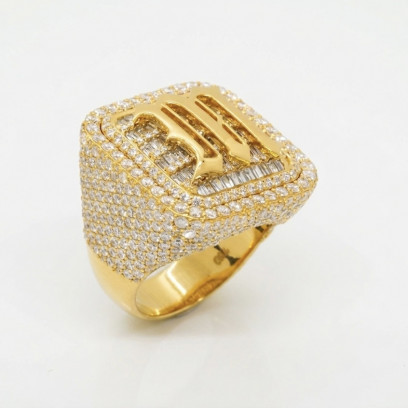 Achetez le bijoux Chevalière DIAMOND M - Or 18K chez Dreamgold Paris